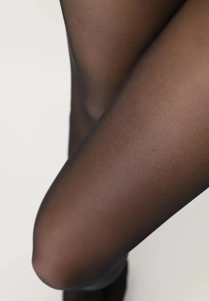 Magie 20 Sheer Glossy Tights by Oroblu