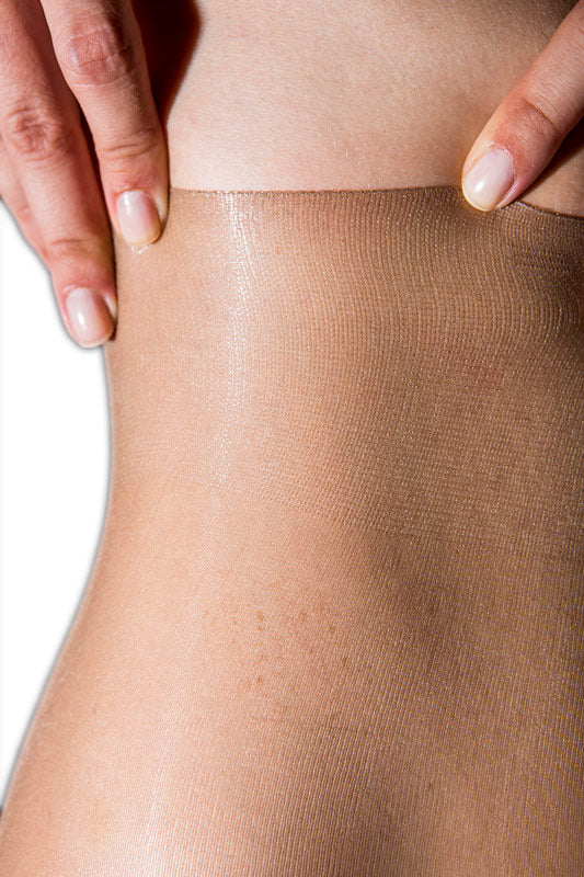 glossy sheer tights