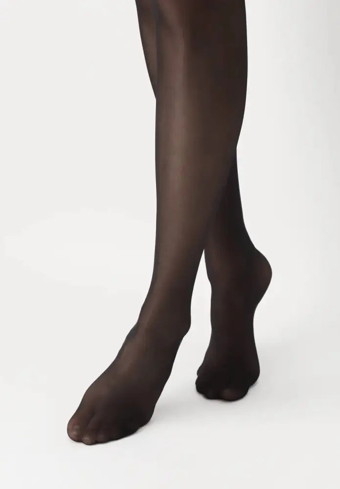 Magie 20 Sheer Glossy Tights by Oroblu